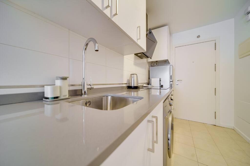Sophisticated Studio In The Center Of מאלגה מראה חיצוני תמונה
